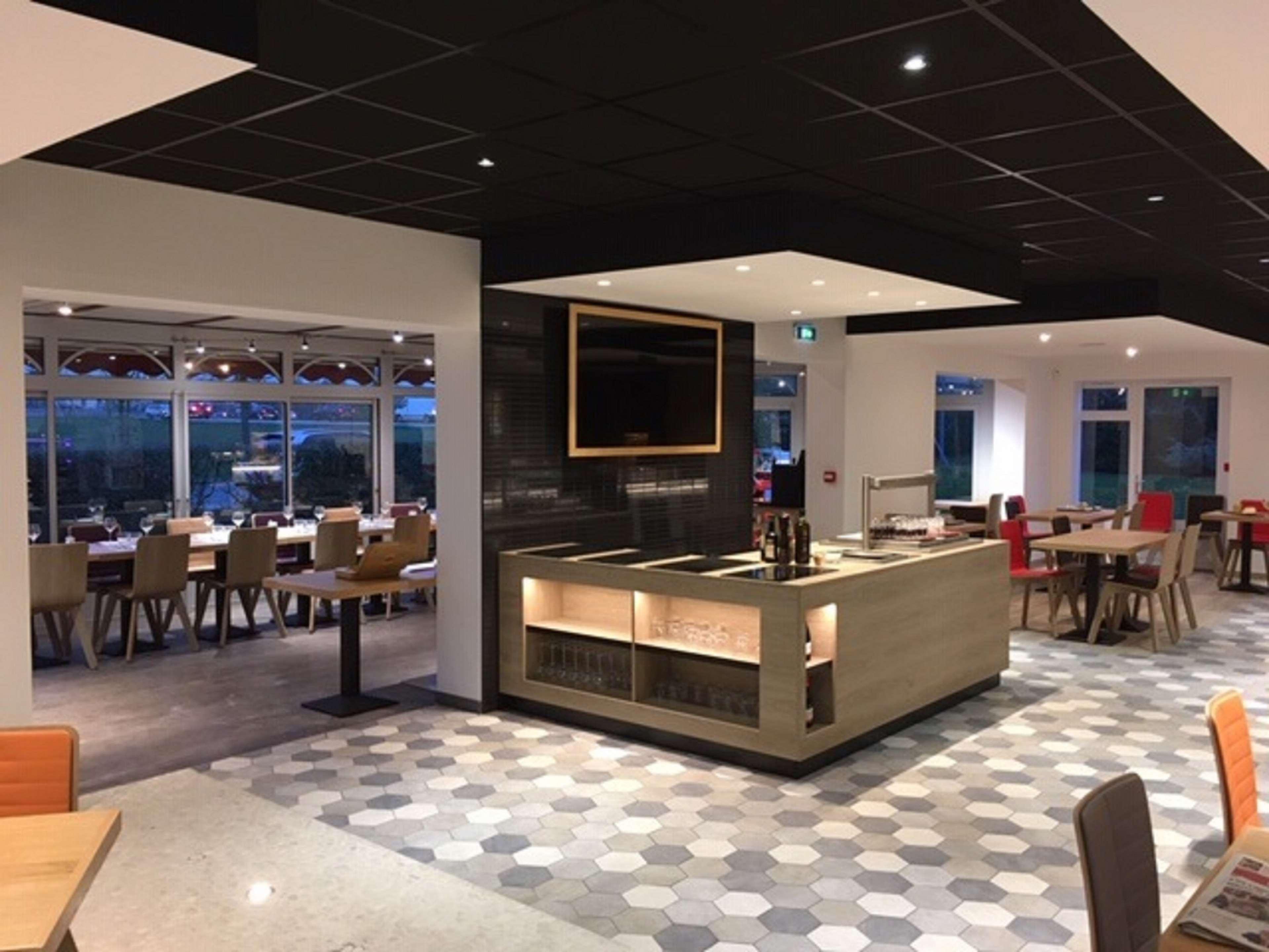 Campanile Hotel Chartres