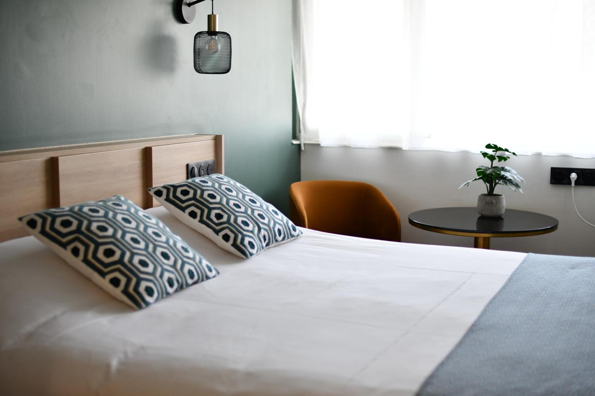 Campanile Hotel Chartres